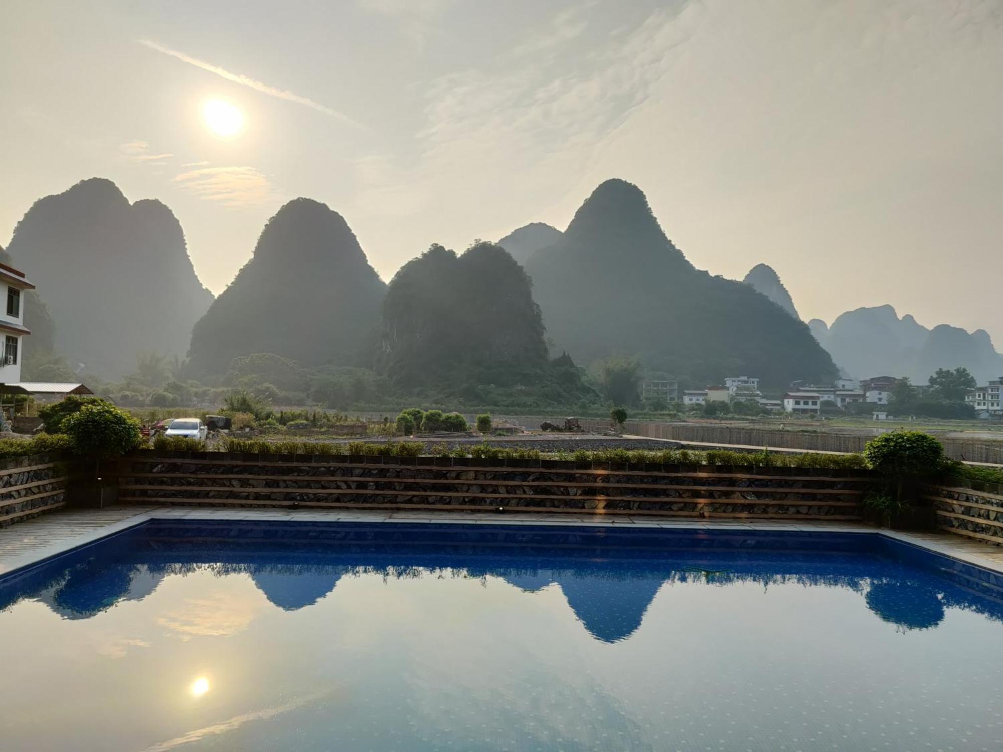 Hostal Yangshuo Tea Cozy--One Way Free Pick Up From Airport Or Ts 4 Nights Exterior foto